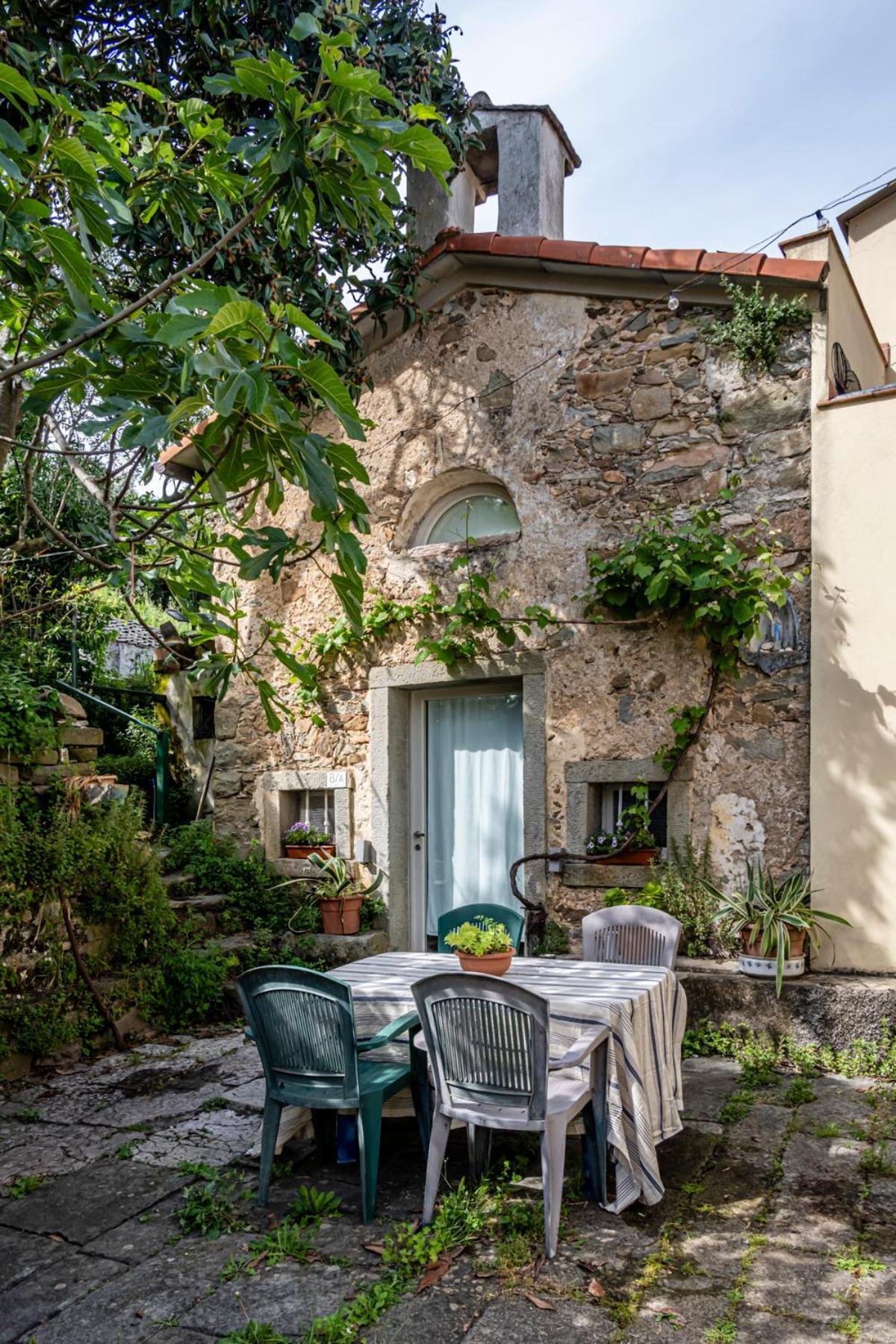 La Chiesina Di Campiglia La Spezia